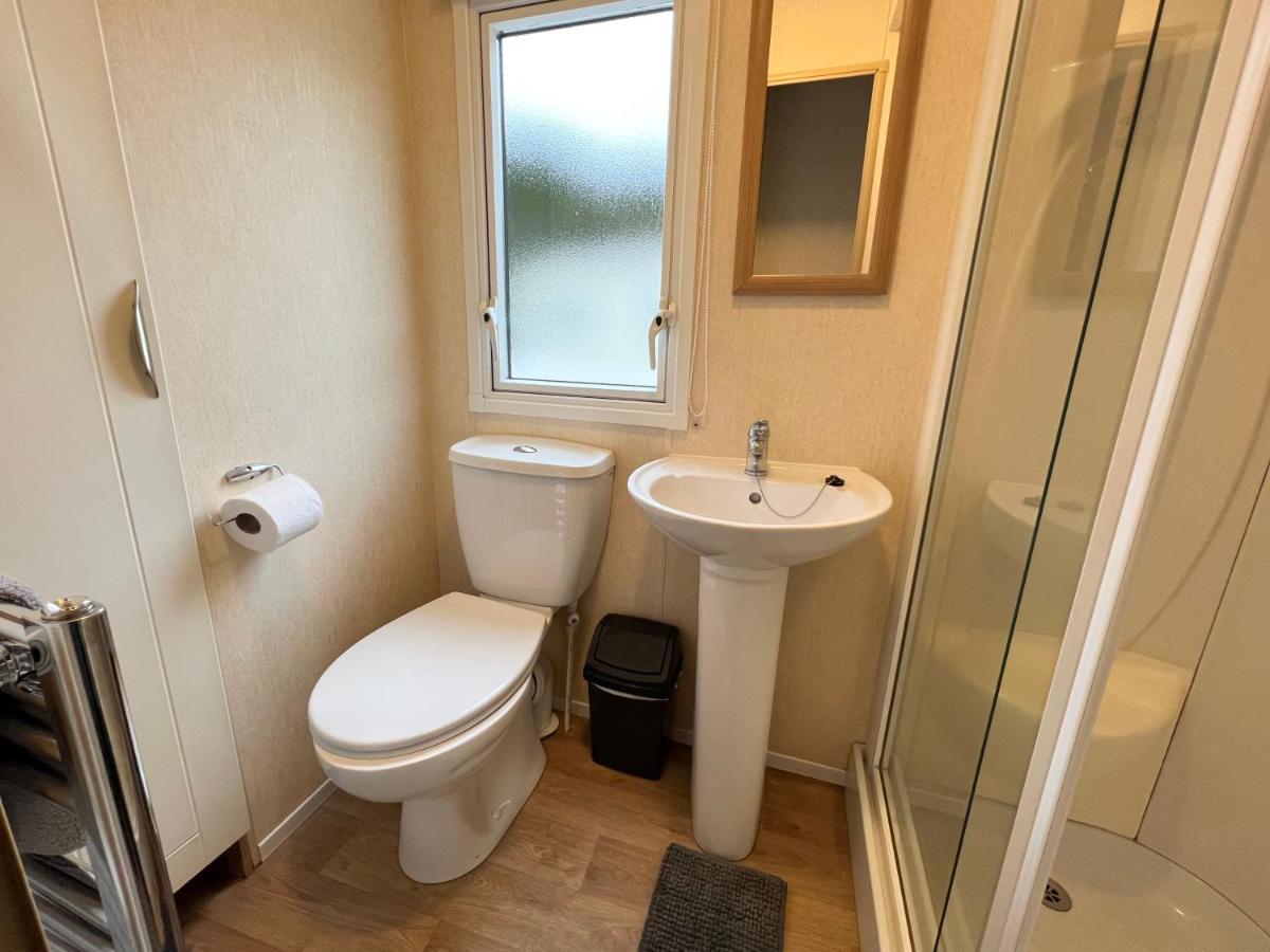 2 Bedroom Caravan Lg13, Shanklin, Isle Of Wight Exteriér fotografie